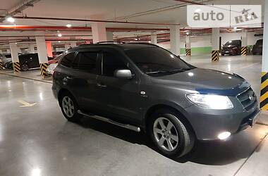 Позашляховик / Кросовер Hyundai Santa FE 2006 в 
