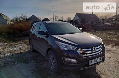 Внедорожник / Кроссовер Hyundai Santa FE 2016 в Киеве