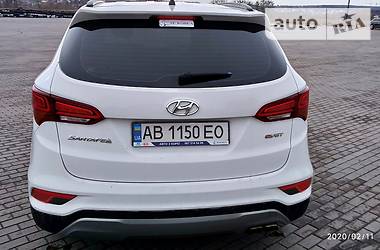Позашляховик / Кросовер Hyundai Santa FE 2015 в 