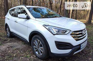 Внедорожник / Кроссовер Hyundai Santa FE 2014 в 