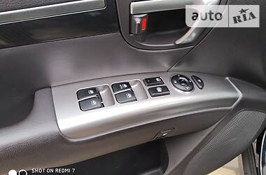 Позашляховик / Кросовер Hyundai Santa FE 2012 в 