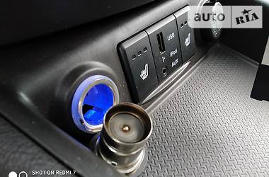 Позашляховик / Кросовер Hyundai Santa FE 2012 в 