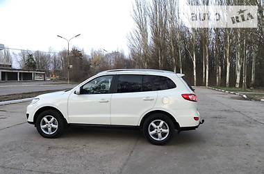 Позашляховик / Кросовер Hyundai Santa FE 2010 в 