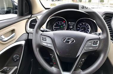 Позашляховик / Кросовер Hyundai Santa FE 2016 в 
