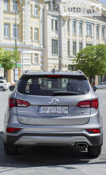 Позашляховик / Кросовер Hyundai Santa FE 2018 в Харкові