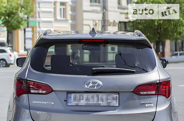 Внедорожник / Кроссовер Hyundai Santa FE 2018 в 