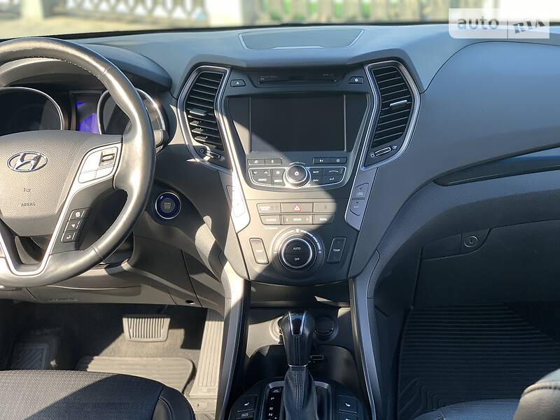 Внедорожник / Кроссовер Hyundai Santa FE 2013 в Днепре