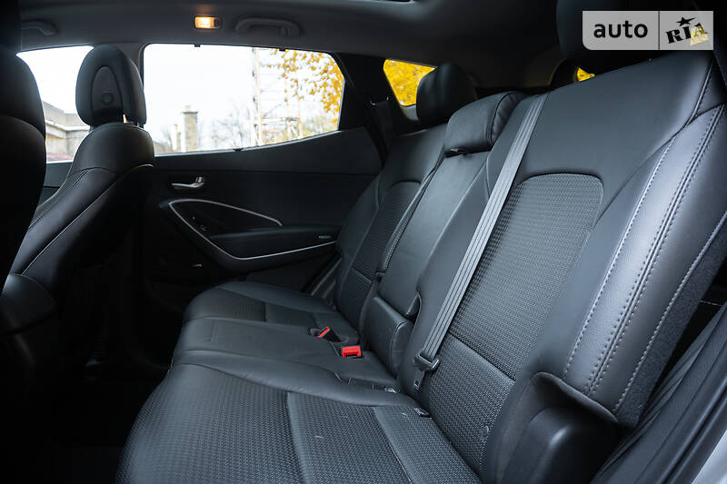 Позашляховик / Кросовер Hyundai Santa FE 2015 в Івано-Франківську фото 24 Позашляховик / Кросовер Hyundai Santa FE 2015 в Івано-Франківську