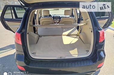 Позашляховик / Кросовер Hyundai Santa FE 2008 в 