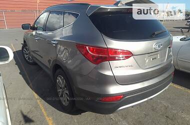 Позашляховик / Кросовер Hyundai Santa FE 2014 в 