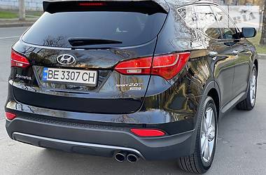 Позашляховик / Кросовер Hyundai Santa FE 2013 в 