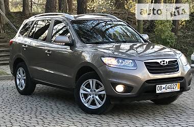 Позашляховик / Кросовер Hyundai Santa FE 2011 в 