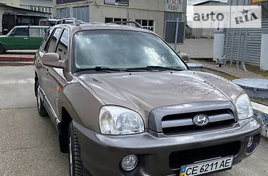 Внедорожник / Кроссовер Hyundai Santa FE 2005 в 