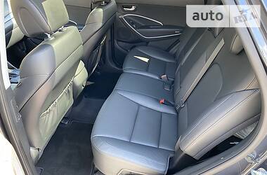 Позашляховик / Кросовер Hyundai Santa FE 2015 в 