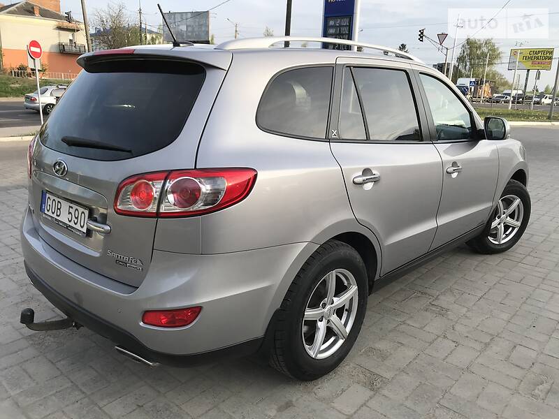 Внедорожник / Кроссовер Hyundai Santa FE 2011 в Луцке