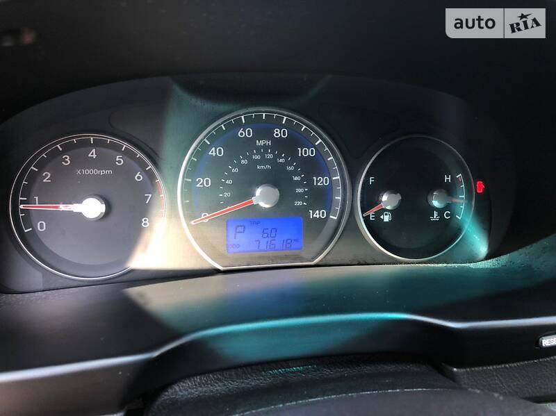 Позашляховик / Кросовер Hyundai Santa FE 2012 в Києві