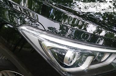 Позашляховик / Кросовер Hyundai Santa FE 2016 в 