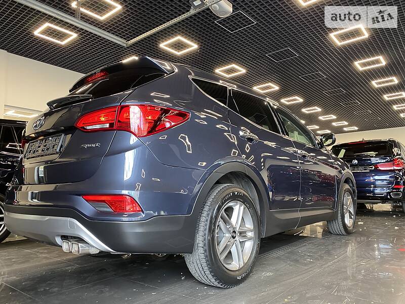 Позашляховик / Кросовер Hyundai Santa FE 2017 в Одесі