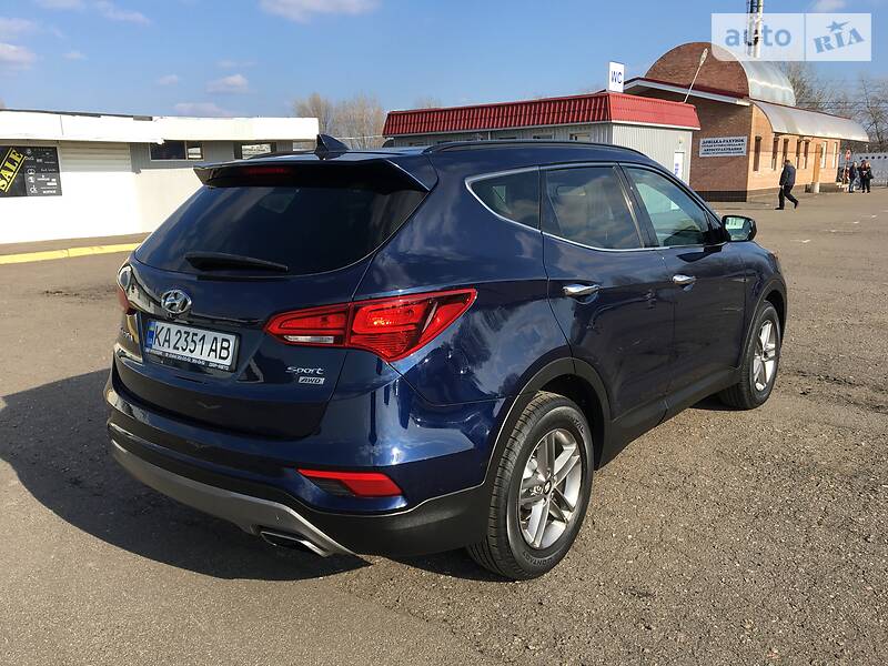 Позашляховик / Кросовер Hyundai Santa FE 2016 в Києві
