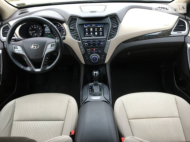 Позашляховик / Кросовер Hyundai Santa FE 2016 в Києві
