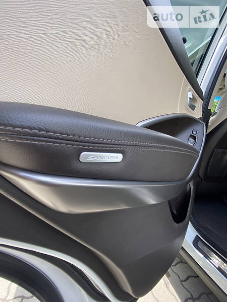 Позашляховик / Кросовер Hyundai Santa FE 2014 в Мукачевому