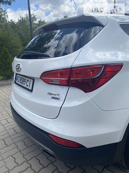 Позашляховик / Кросовер Hyundai Santa FE 2014 в Мукачевому