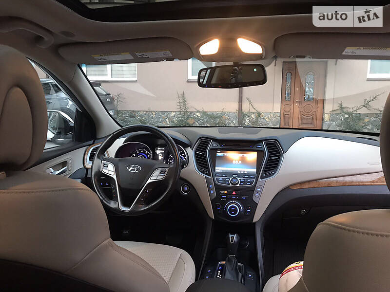 Позашляховик / Кросовер Hyundai Santa FE 2014 в Мукачевому