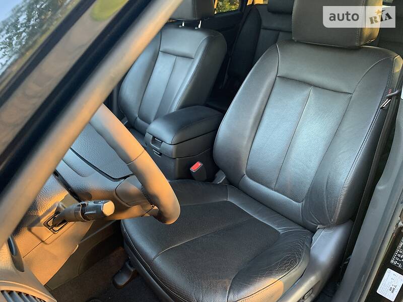 Позашляховик / Кросовер Hyundai Santa FE 2011 в Луцьку