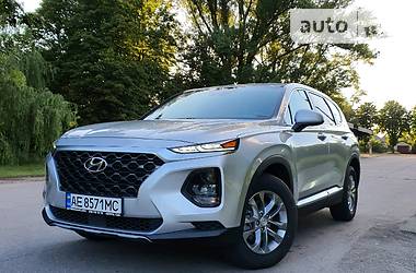 Внедорожник / Кроссовер Hyundai Santa FE 2019 в Киеве