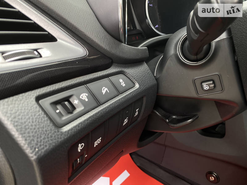 Позашляховик / Кросовер Hyundai Santa FE 2014 в Одесі