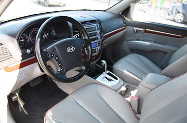 Позашляховик / Кросовер Hyundai Santa FE 2006 в 