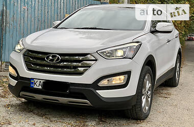 Внедорожник / Кроссовер Hyundai Santa FE 2013 в Киеве