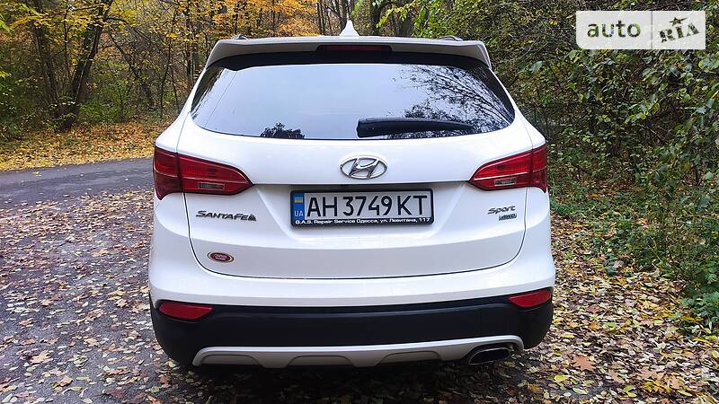Позашляховик / Кросовер Hyundai Santa FE 2014 в Києві