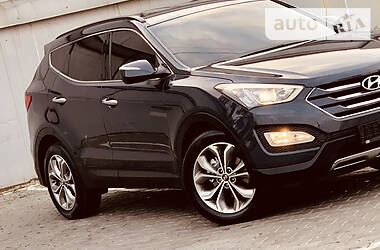 Внедорожник / Кроссовер Hyundai Santa FE 2015 в Одессе