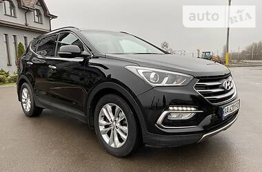 Внедорожник / Кроссовер Hyundai Santa FE 2017 в Киеве