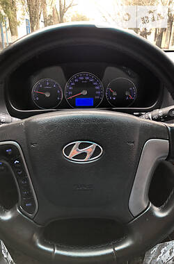 Позашляховик / Кросовер Hyundai Santa FE 2012 в 