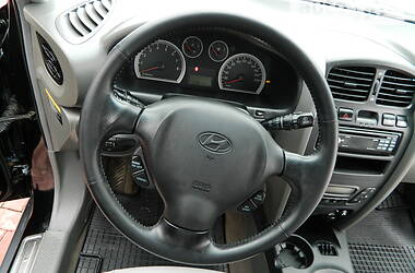 Внедорожник / Кроссовер Hyundai Santa FE 2005 в Ровно