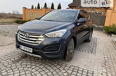 Внедорожник / Кроссовер Hyundai Santa FE 2015 в Пирятине