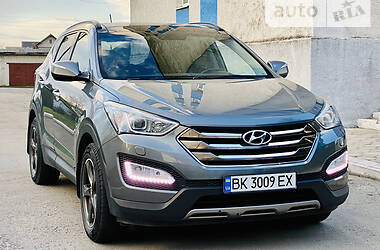 Внедорожник / Кроссовер Hyundai Santa FE 2012 в Сарнах