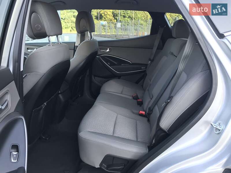 Позашляховик / Кросовер Hyundai Santa FE 2013 в Львові фото 25 Позашляховик / Кросовер Hyundai Santa FE 2013 в Львові