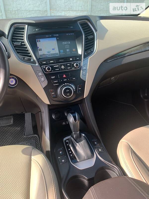 Внедорожник / Кроссовер Hyundai Santa FE 2017 в Черноморске