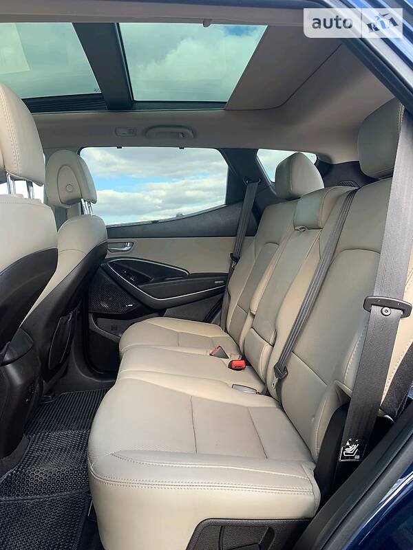 Внедорожник / Кроссовер Hyundai Santa FE 2017 в Черноморске