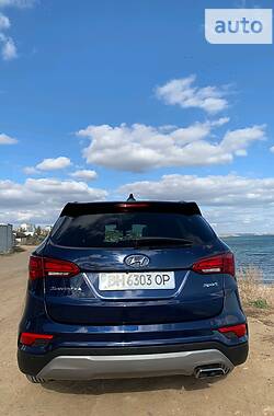 Внедорожник / Кроссовер Hyundai Santa FE 2017 в Черноморске