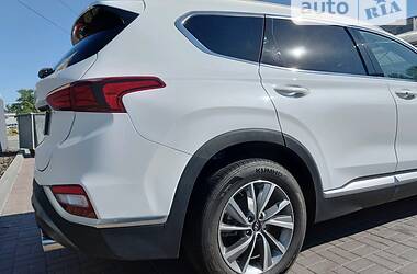 Позашляховик / Кросовер Hyundai Santa FE 2019 в Дніпрі