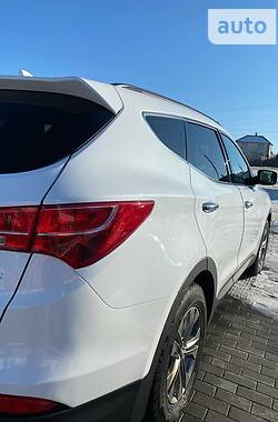 Внедорожник / Кроссовер Hyundai Santa FE 2014 в Городенке