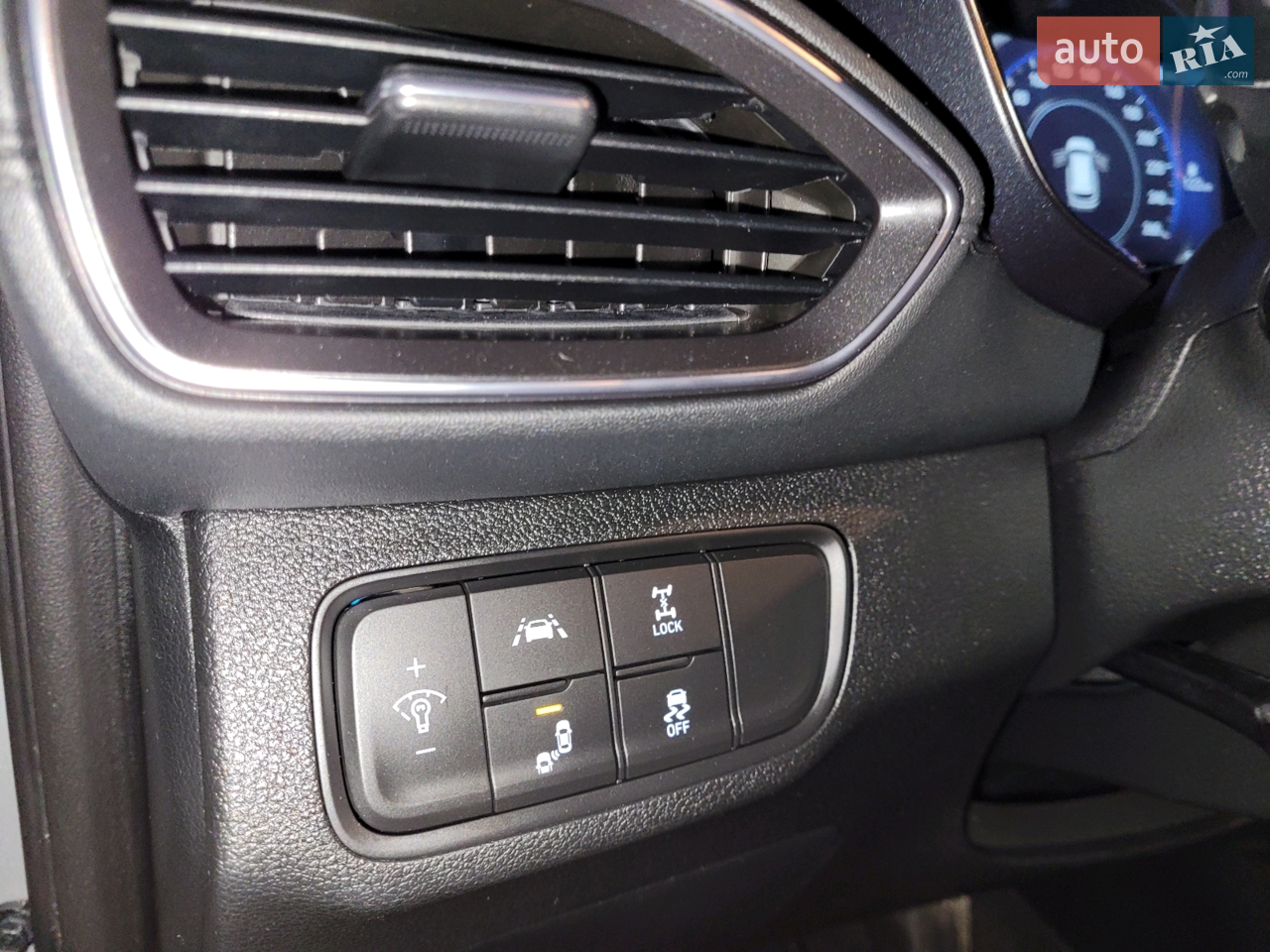 2018 Hyundai Santa Fe - мініатюра 58