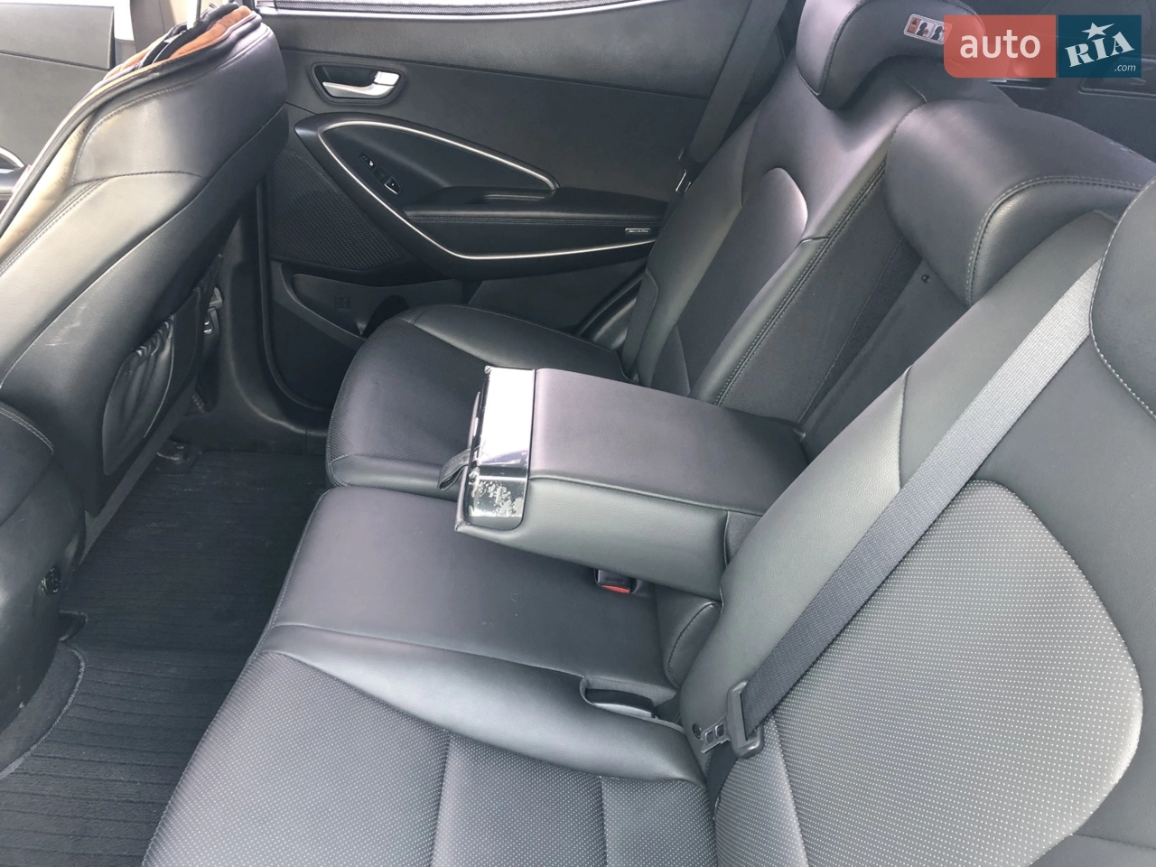 2016 Hyundai Santa Fe - мініатюра 8