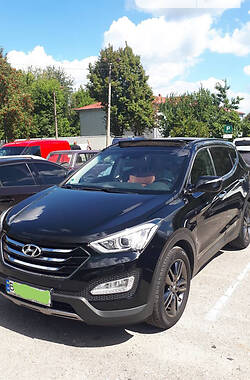 Позашляховик / Кросовер Hyundai Santa FE 2014 в Києві