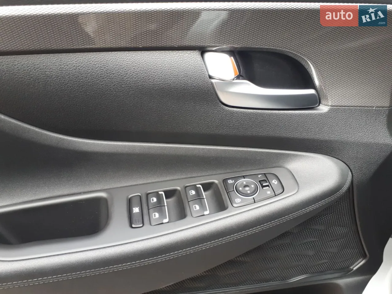 2018 Hyundai Santa Fe - мініатюра 49