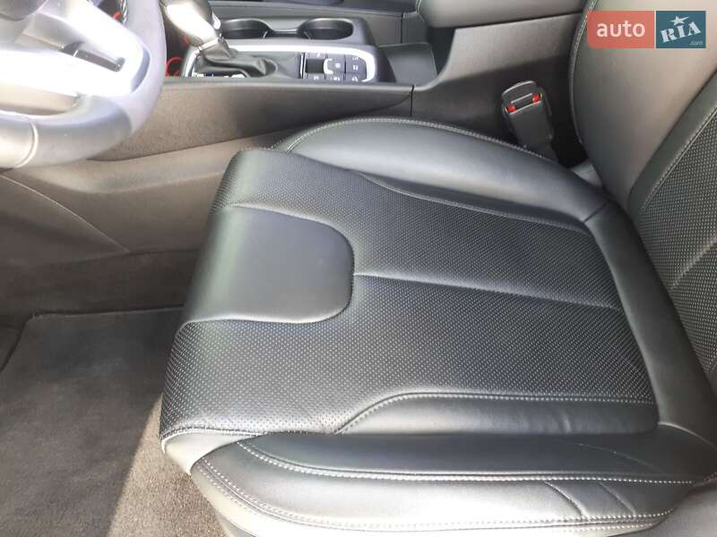 Внедорожник / Кроссовер Hyundai Santa FE 2018 в Ивано-Франковске